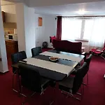 Tudor View Apartament